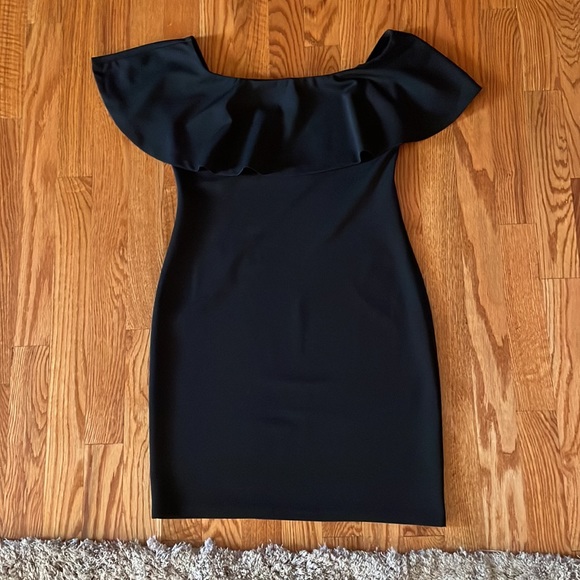 Black Dress Off the Shoulder Size: Medium Worn 1x - Picture 2 of 4